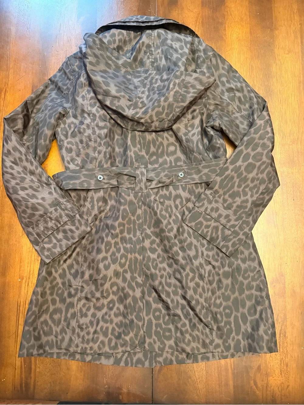 London Fog Leopard Print Rain Trench Coat won’t Black Lining